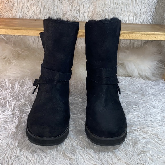 ☃️-Woman’s snow boots-☃️ - Picture 2 of 8